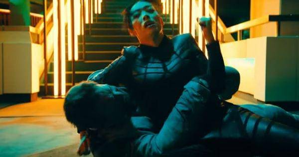 Akira menghabisi musuhnya ( Dok. Lionsgate / John Wick 4)