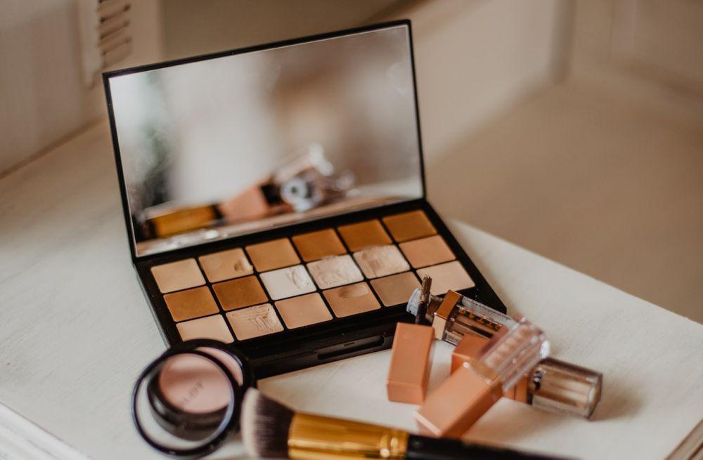 5 Produk Makeup Shading dengan Kemasan Praktis, Under Rp85 Ribu