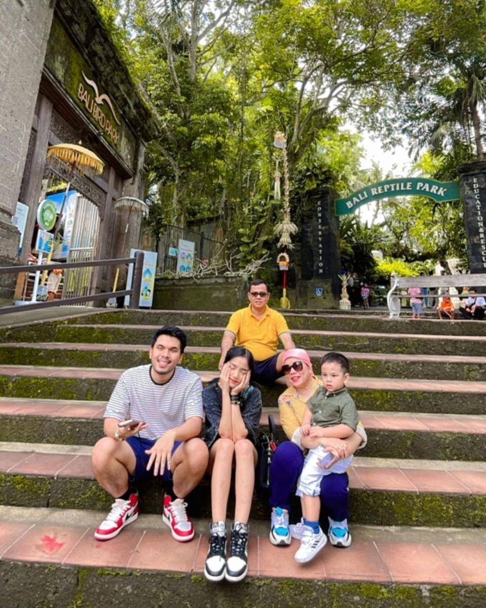 Kenangan Thariq dan keluarga Fuji (instagram.com/opah_faisal)