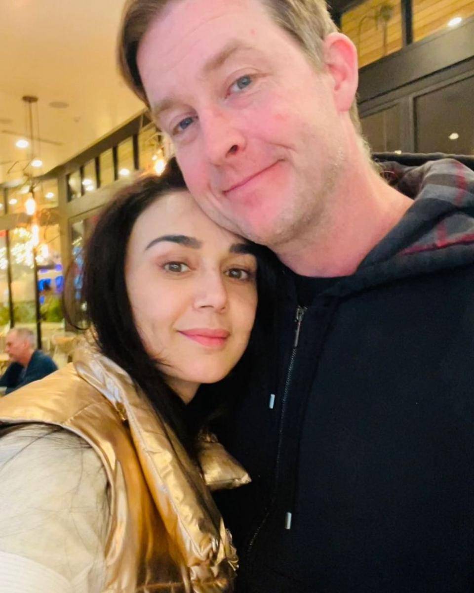 Preity Zinta dan suami (instagram.com/realpz)