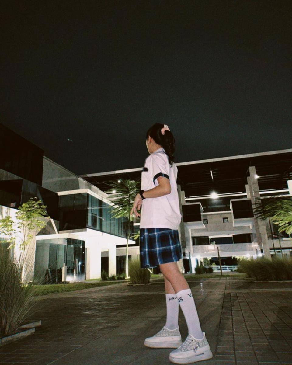 Sridevi di balik layar serial Magic 5 (instagram.com/da5_sridevi03)