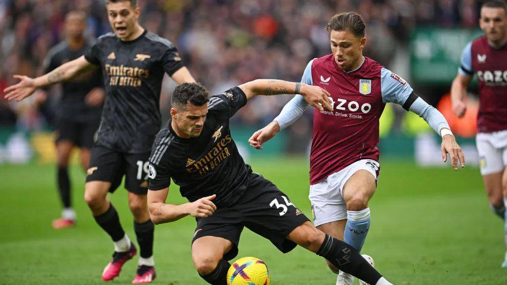 Aston Villa melawan Arsenal di EPL 2022/2023. (premierleague.com)