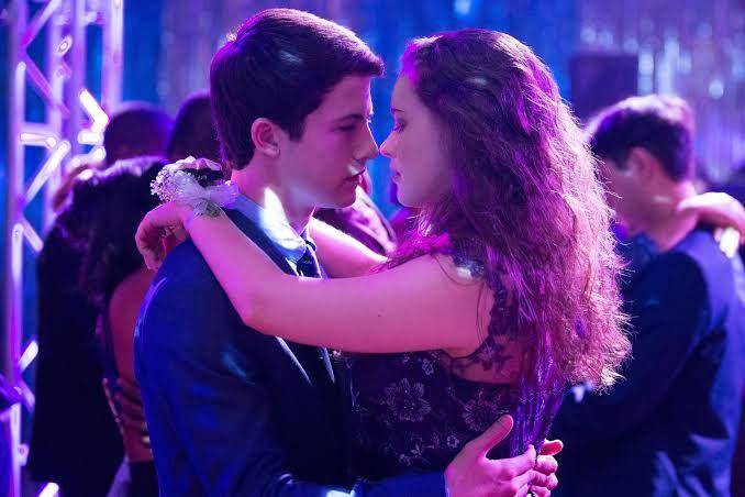 Dylan Minnette and Katherine Langford di 13 Reasons Why (dok. Netflix/13 Reasons Why)