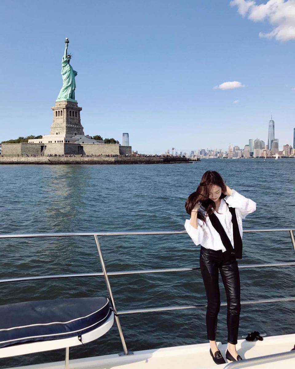 Momen Jessica Jung di New York (instagram.com/jessica.syj)