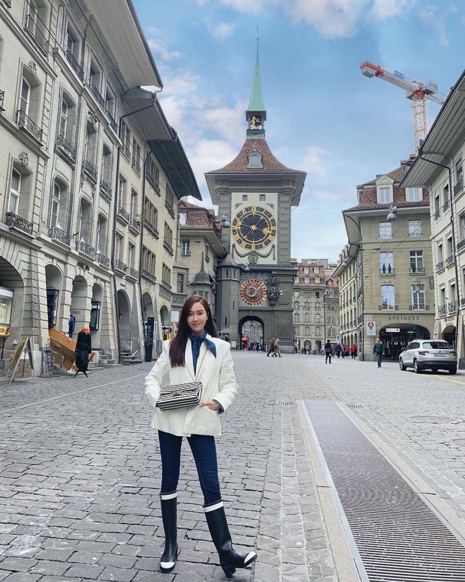Momen Jessica Jung di Bern (instagram.com/jessica.syj)