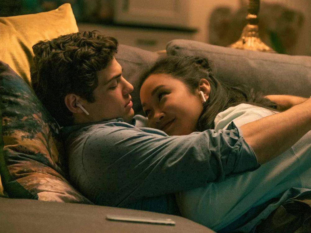 Lana Condor dan Noah Centineo di To All the Boys I've Loved Before (dok. Netflix/To All the Boys I've Loved Before)
