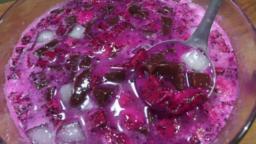 Ilustrasi es buah naga jelly (youtube.com/resepmasakanenak)