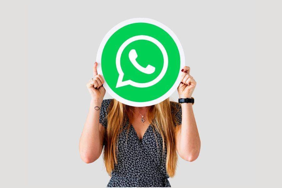 ilustrasi aplikasi WhatsApp (freepik.com/Rawpixel.com)