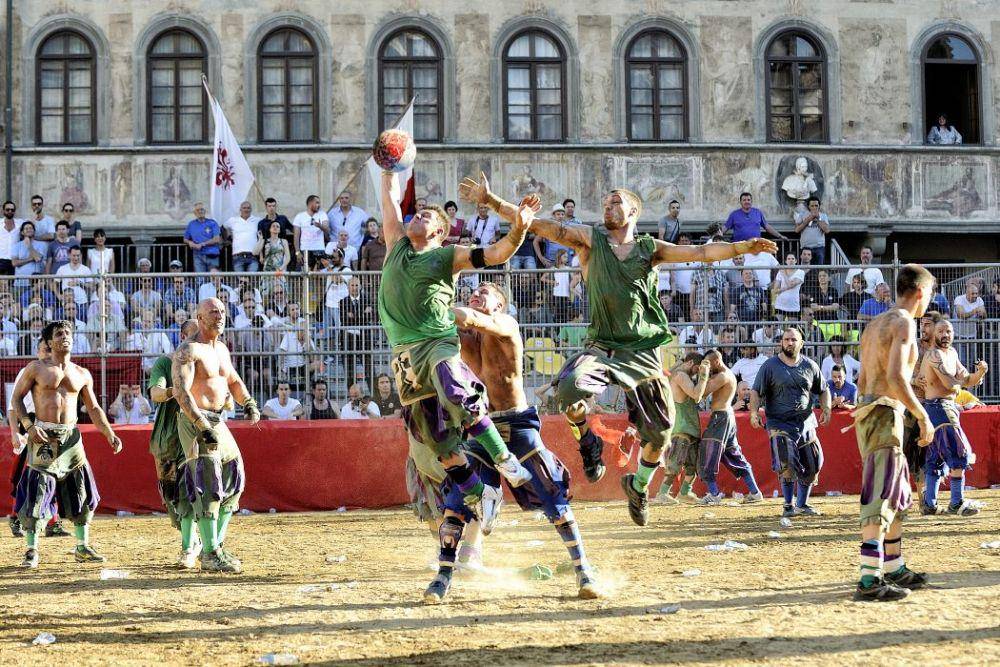 Calcio storico (thistuscanlife.com/Giuseppe Sabelle)