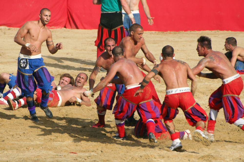 Calcio storico (invitationtotuscany.com/Lorenzo Niccioli)