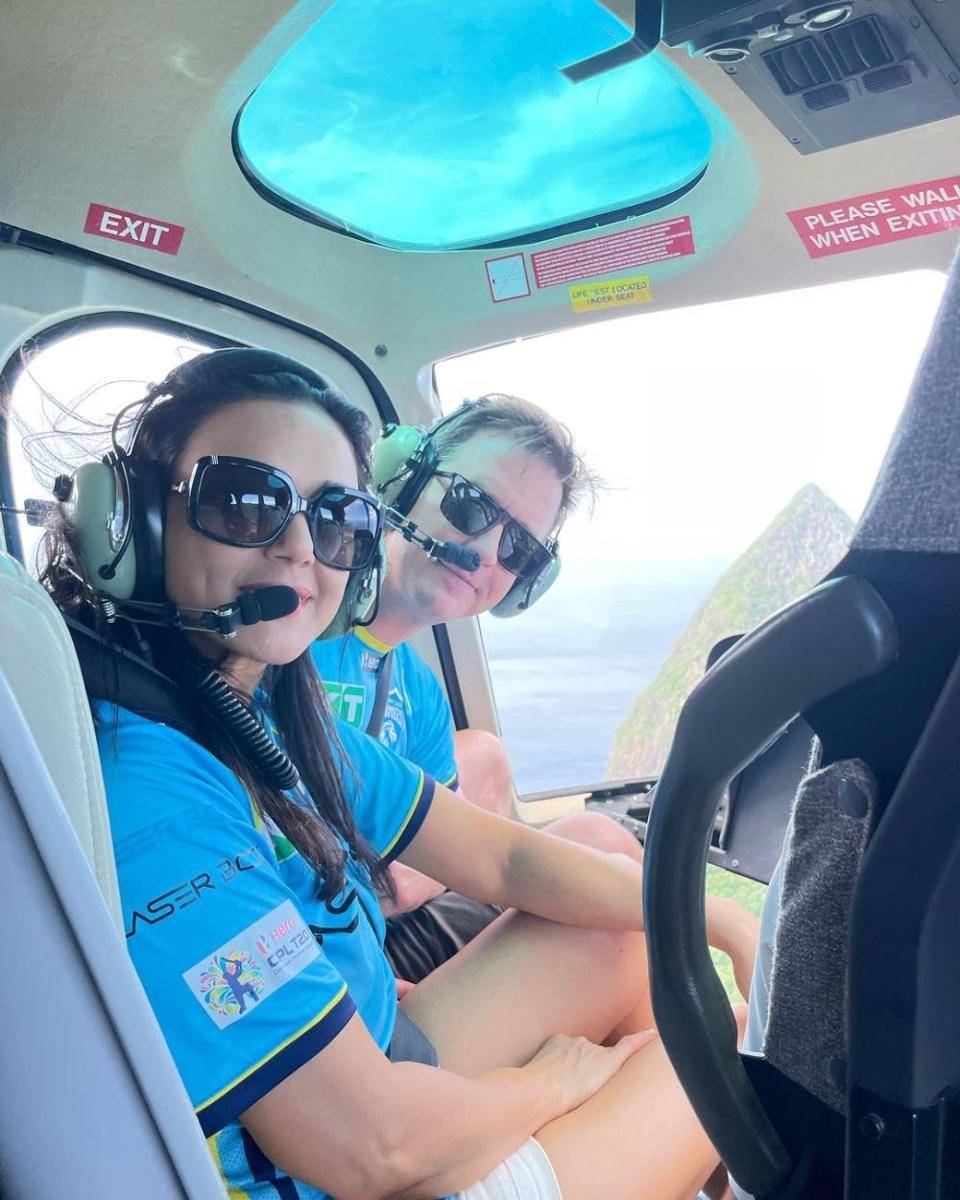 Preity Zinta dan suami (instagram.com/realpz)