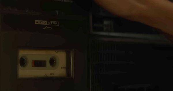 Radio tape berisi instruksi ritual ( Dok. MD Pictures / Sewu Dino )