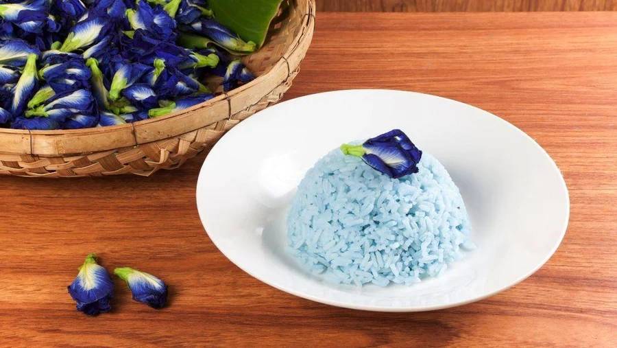 Ilustrasi nasi telang (namsaa.fr)