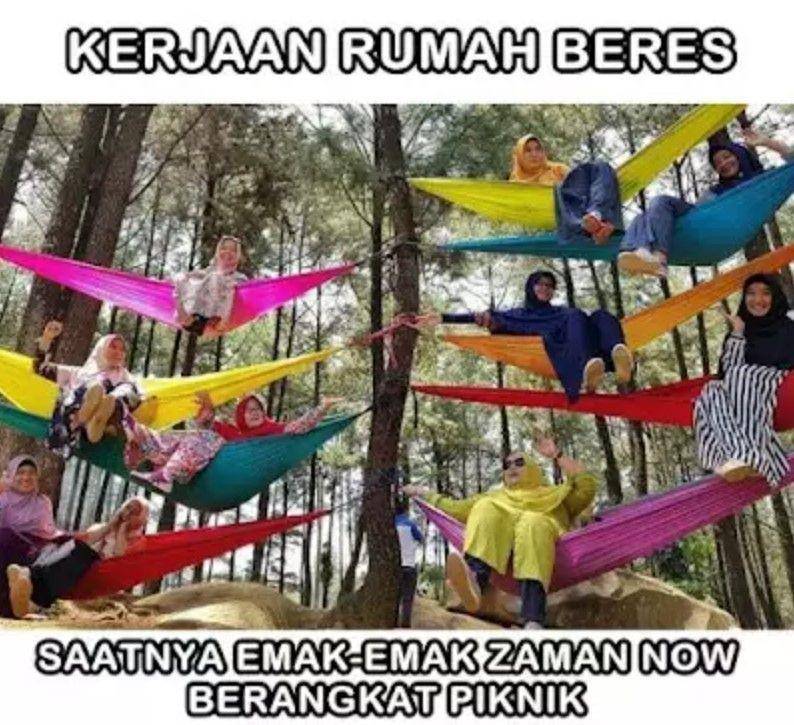 emak-emak piknik (me.me)