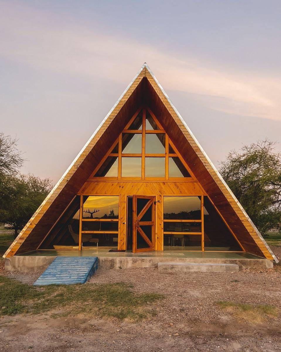 inspirasi rumah kayu (pexels.com/@miss-pueblos-magicos-234745341)