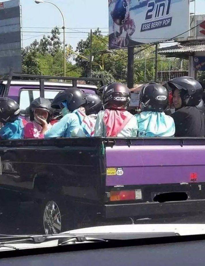 emak-emak piknik (instagram.com/receh.id)