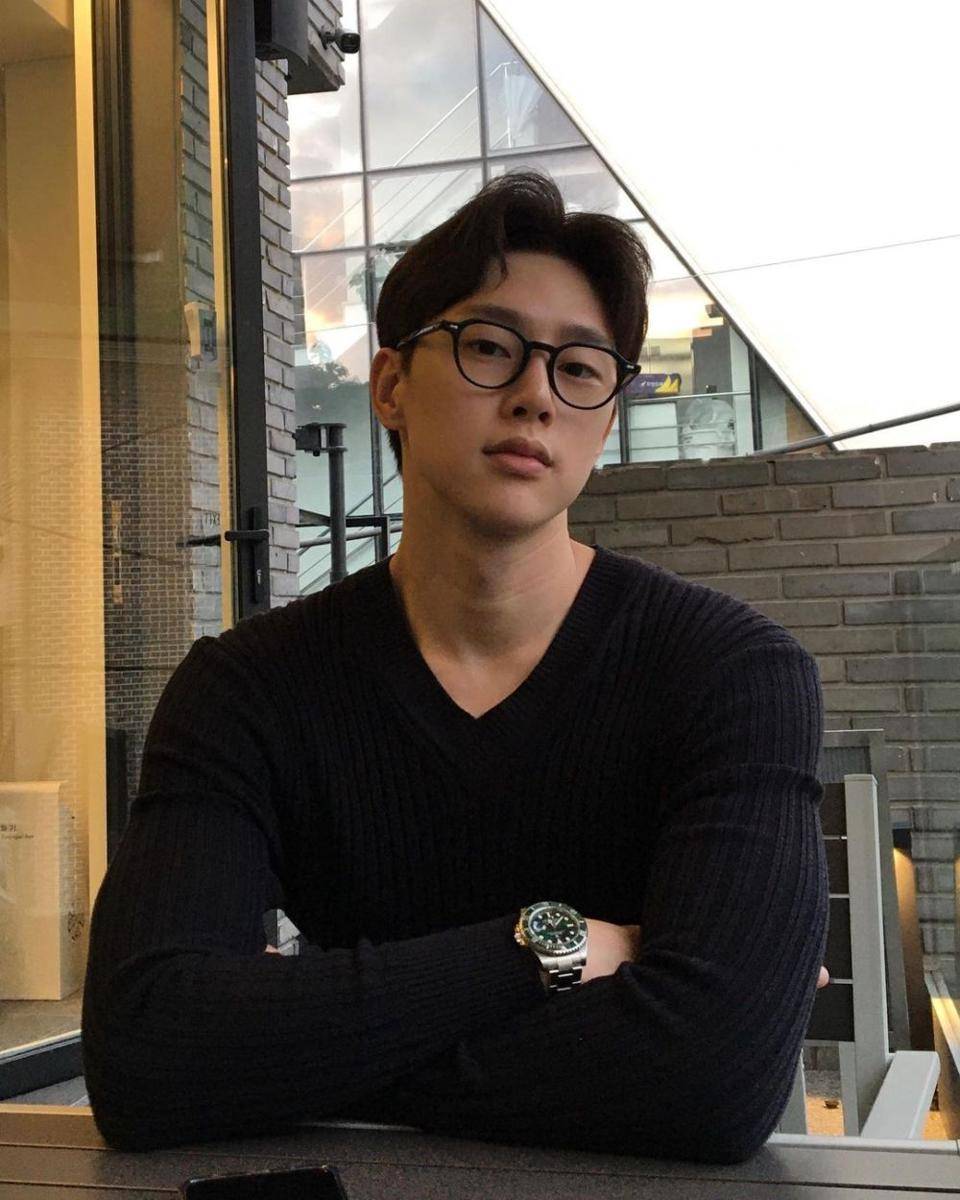 Kwon Hyun Bin (instagram.com/komurola)