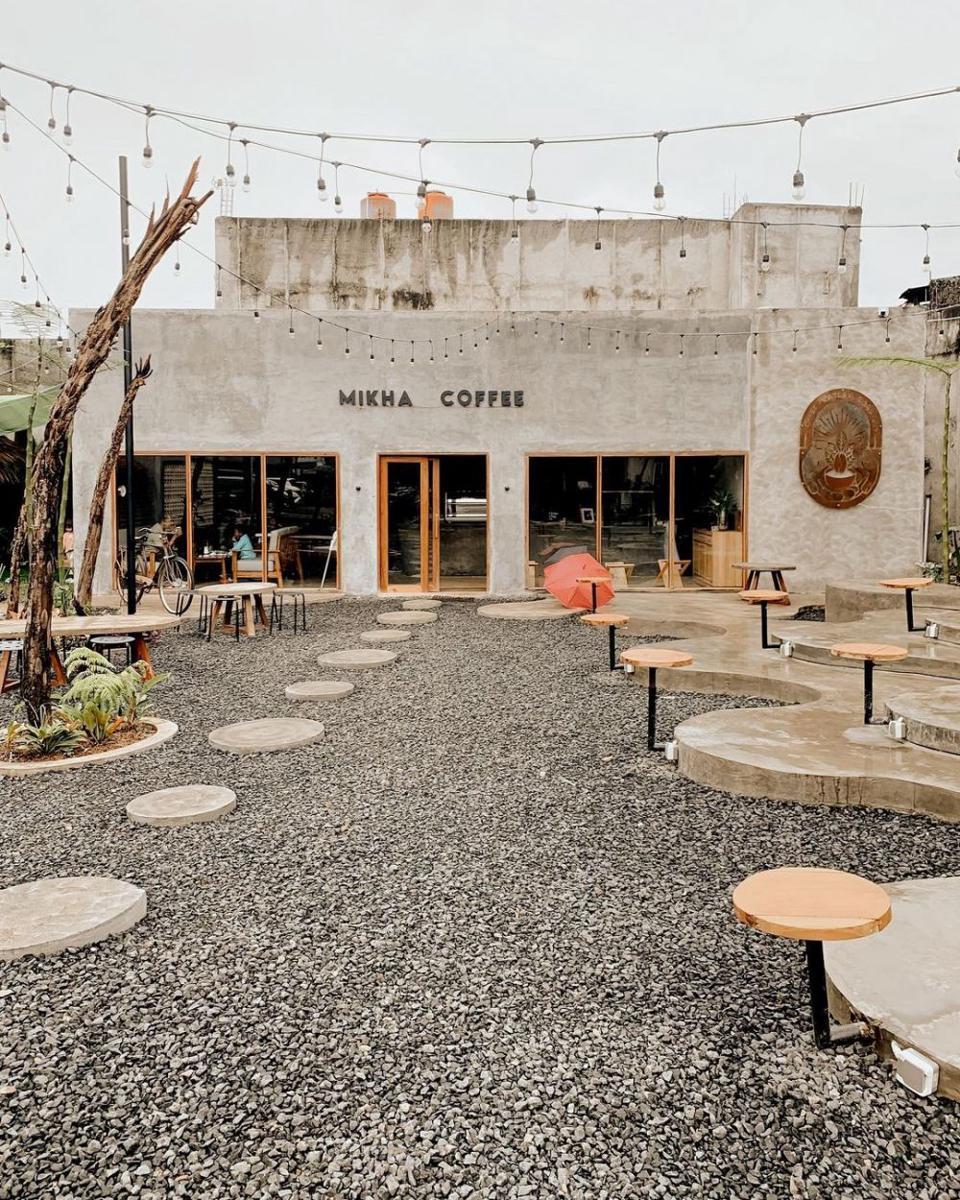 5 Kafe Bandung dengan Konsep Industrial, Comfy Banget!
