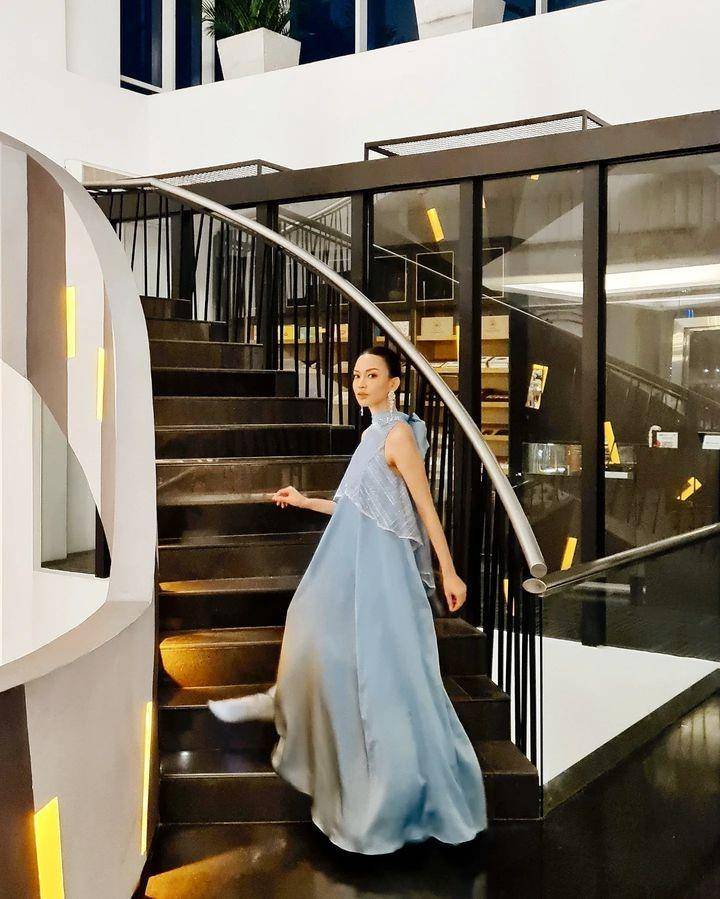 gaya artis di resepsi Ayu Maulida (instagram.com/karinadila8921)
