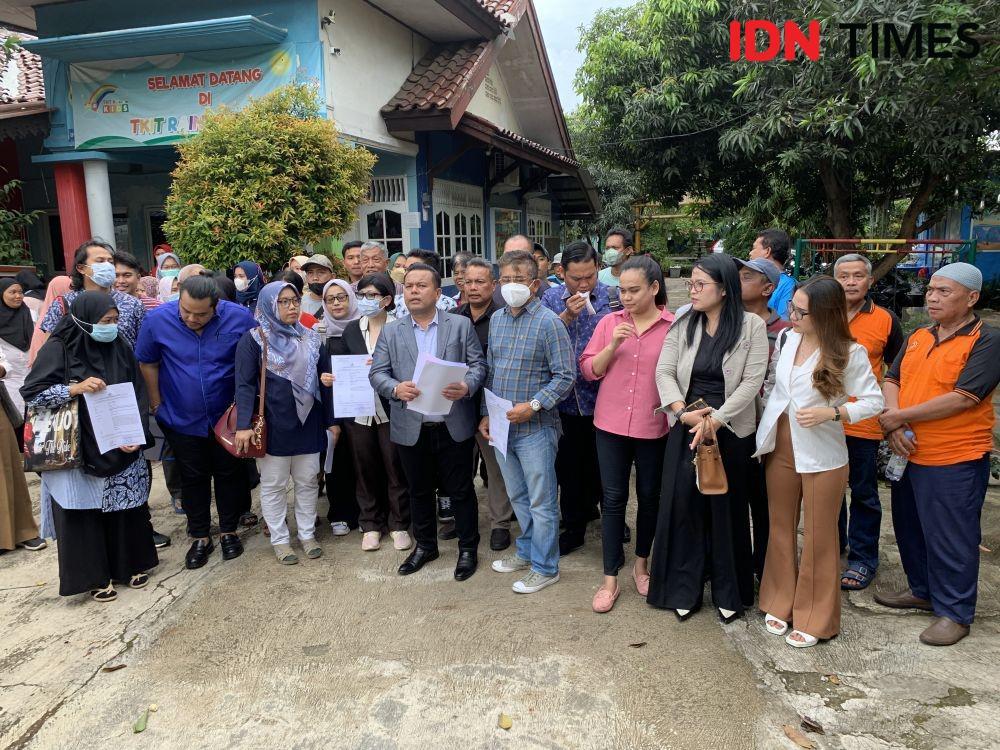 Puluhan Warga Desak Bripka Madih Pergi dari Lingkungannya