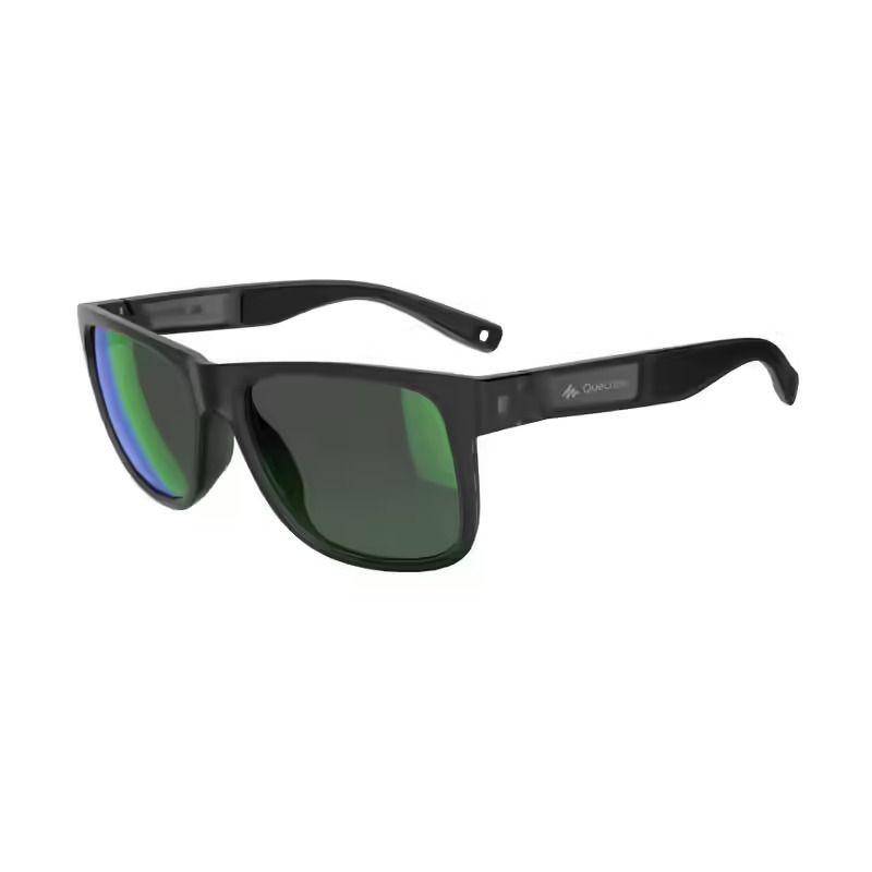 Kacamata hitam untuk aktivitas outdoor, seperti naik gunung dan bersepeda (decathlon.co.id)