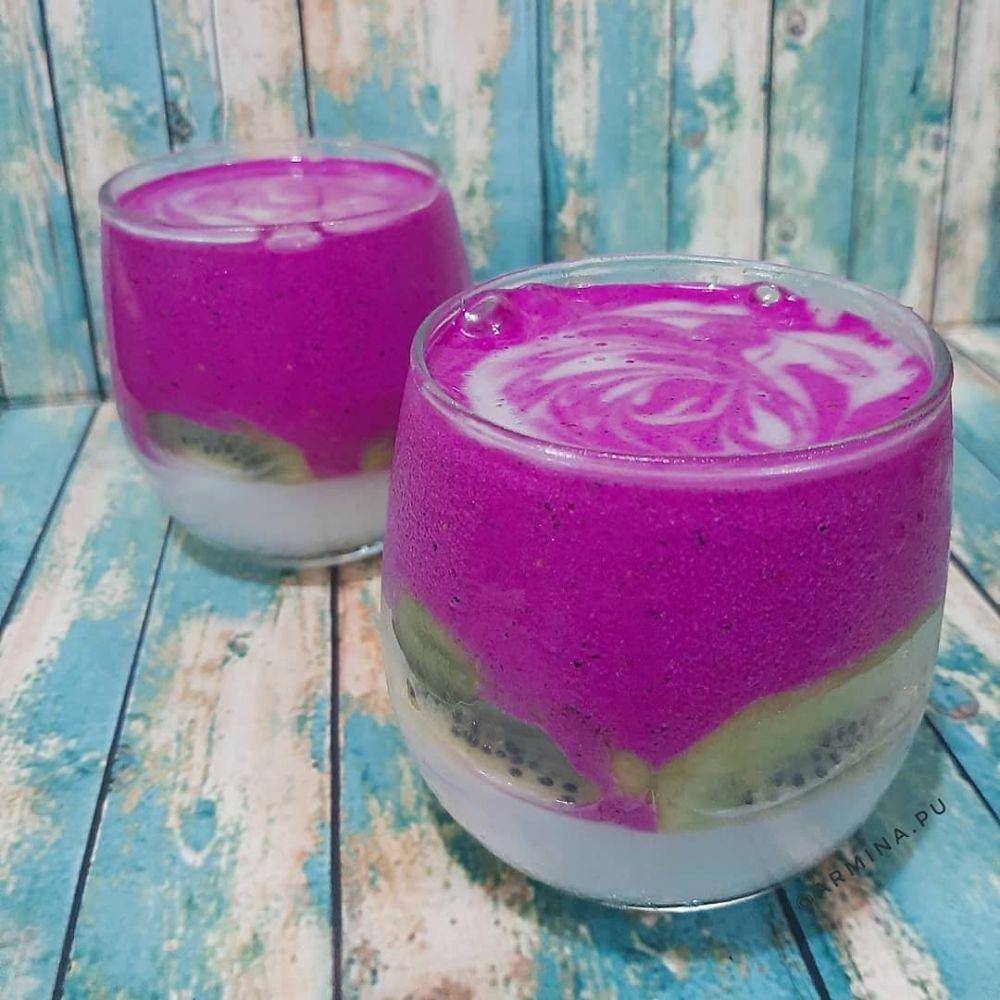 Ilustrasi smoothie buah naga (instagram.com/armina.cuisine)