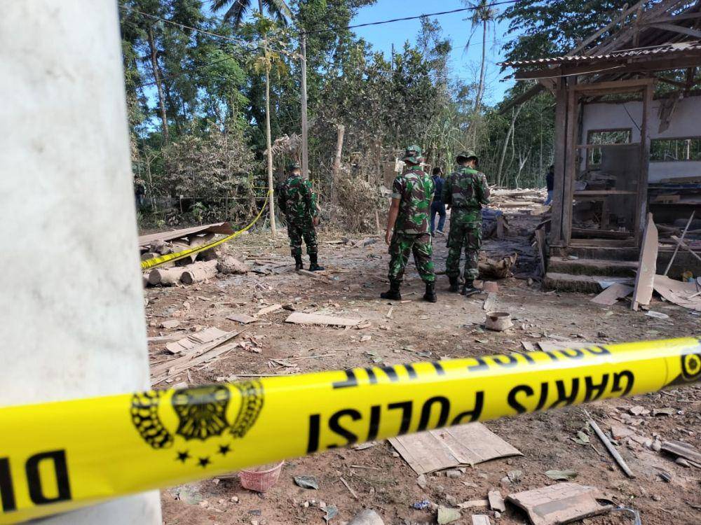 Kondisi lokasi ledakan petasan di Kecamatan Ponggok, Kabupaten Blitar. IDN Times/ istimewa