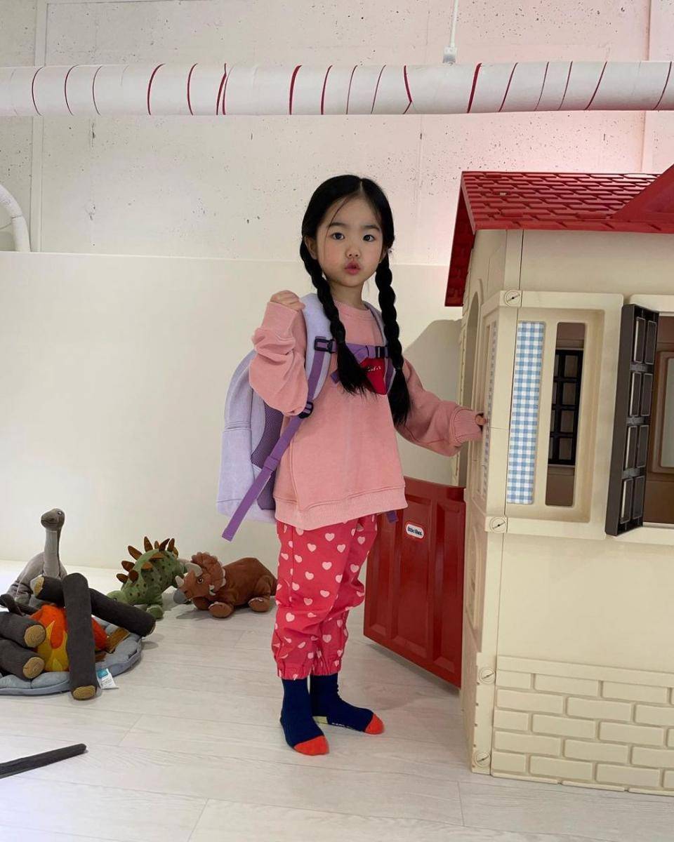 Oh Eun Seo (instagram.com/5_eun_seo)