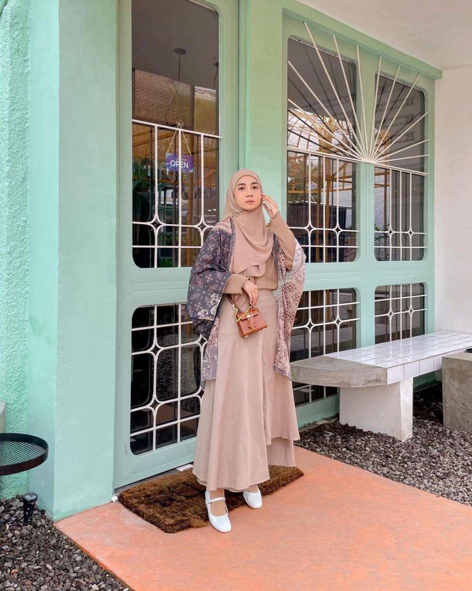 Baju kondangan. (instagram.com/richaeu)