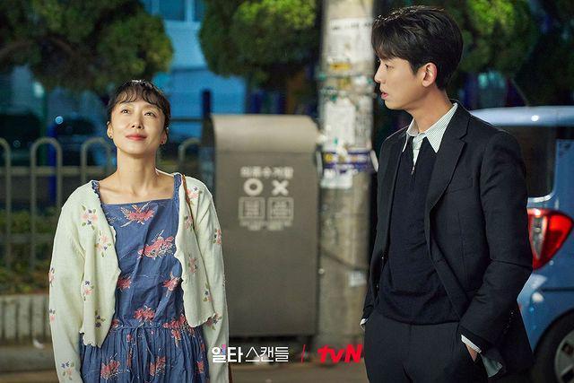 5 Bukti Hubungan Cinta yang Dewasa di Crash Course in Romance