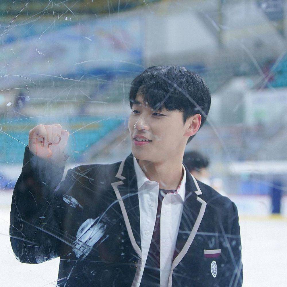 Lee Min Jae (instagram.com/_minnjaee_)