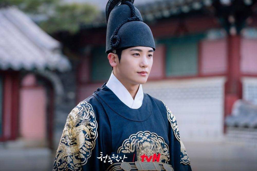 Park Hyung Sik di Our Blooming Youth (instagram.com/tvn_drama)