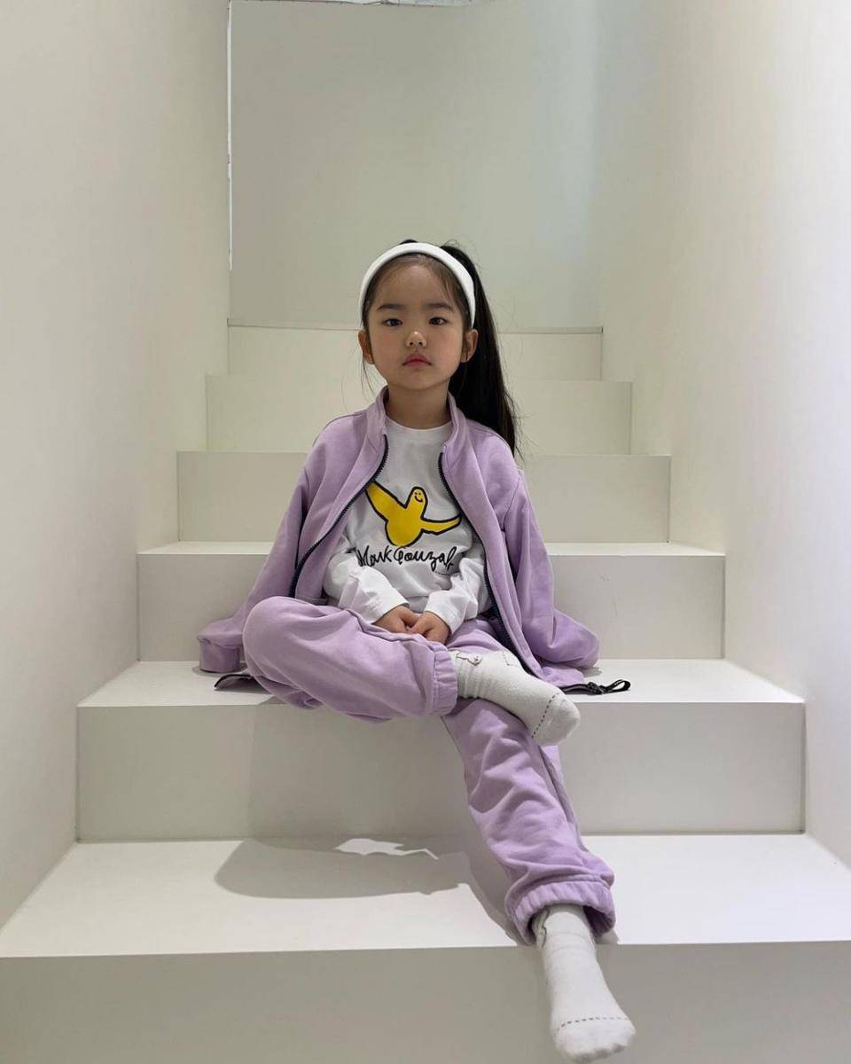 Oh Eun Seo (instagram.com/5_eun_seo)