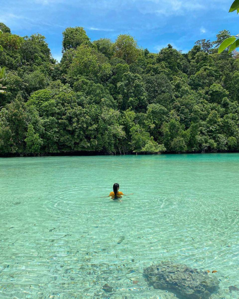 Danau Kakaban (instagram.com/ayuangginiii)