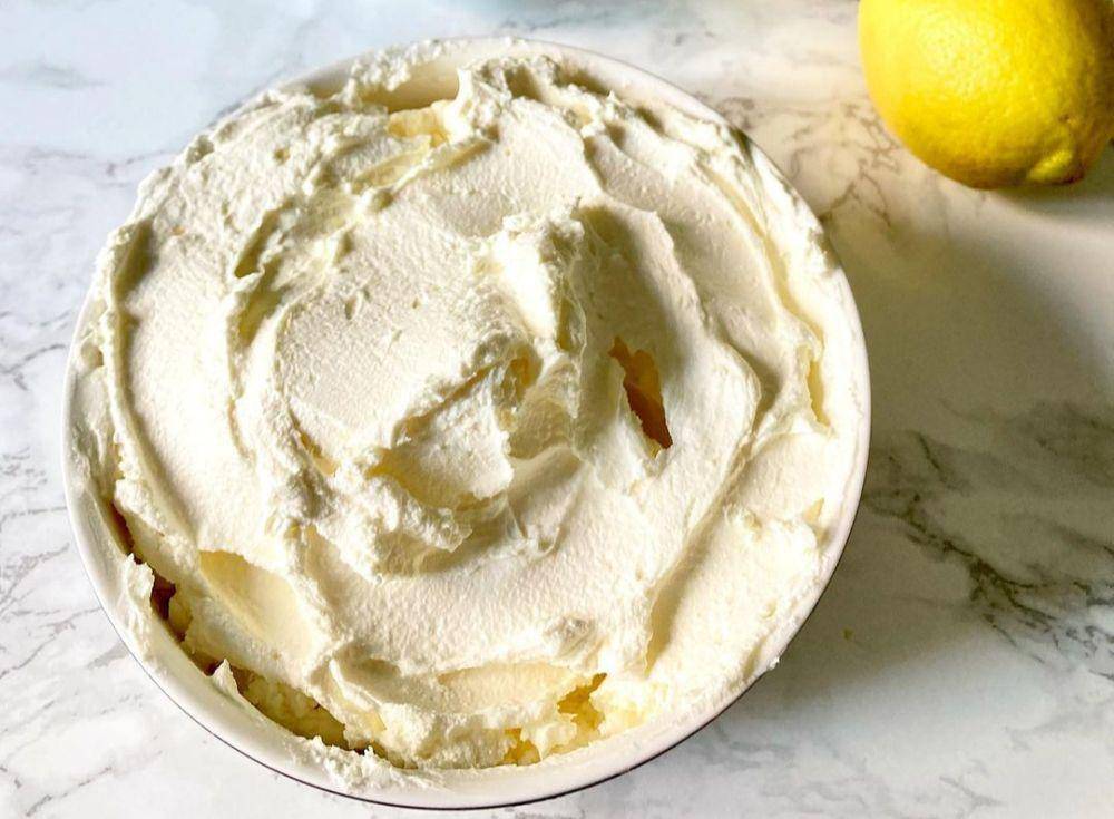 Mascarphone cheese (instagram.com/recipesfromitaly)
