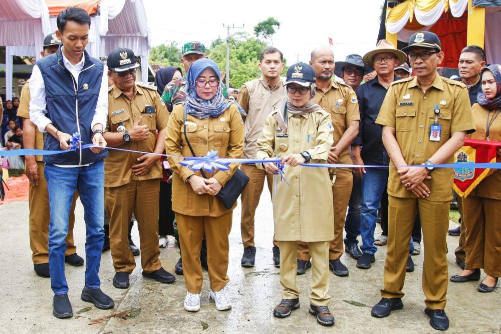 Bupati Lebak Resmikan Jalan Penghubung Desa Sindangmulya-Citeras