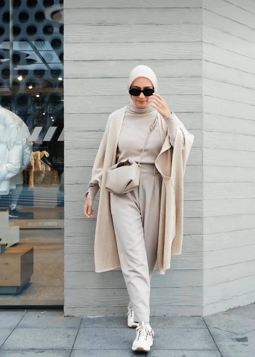 Mega Iskanti (instagram.com/megaiskanti)