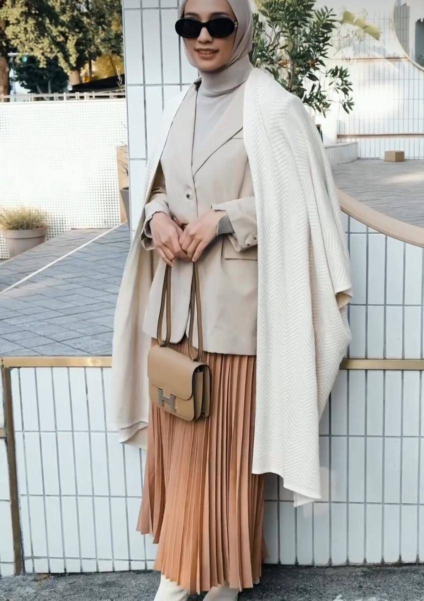 Mega Iskanti (instagram.com/megaiskanti)