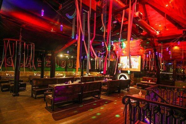 Glass House Jakarta: Lokasi, Jam Operasional, dan Menu