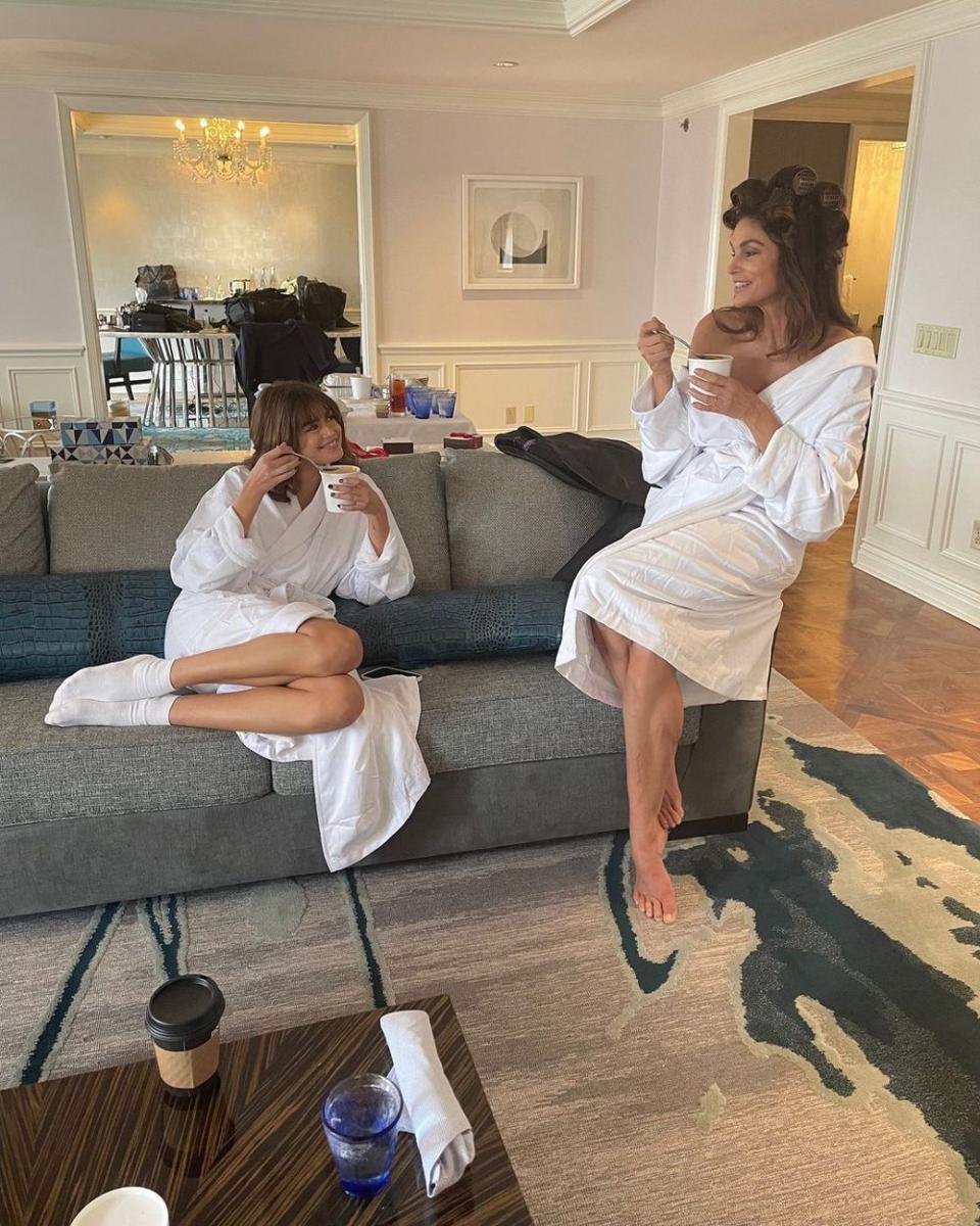Cindy Crawford dan Kaia Gerber (instagram.com/cindycrawford)