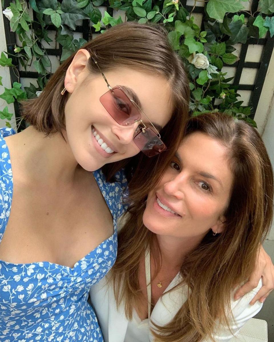Cindy Crawford dan Kaia Gerber (instagram.com/cindycrawford)