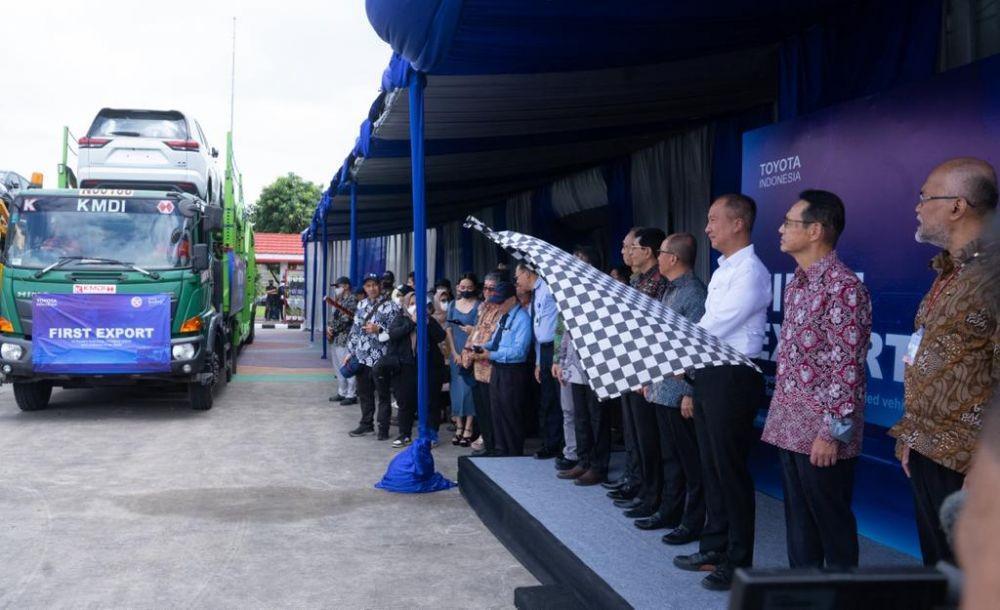 Toyota Kijang Innova Zenix Hybrid Mulai Diekspor ke Mancanegara