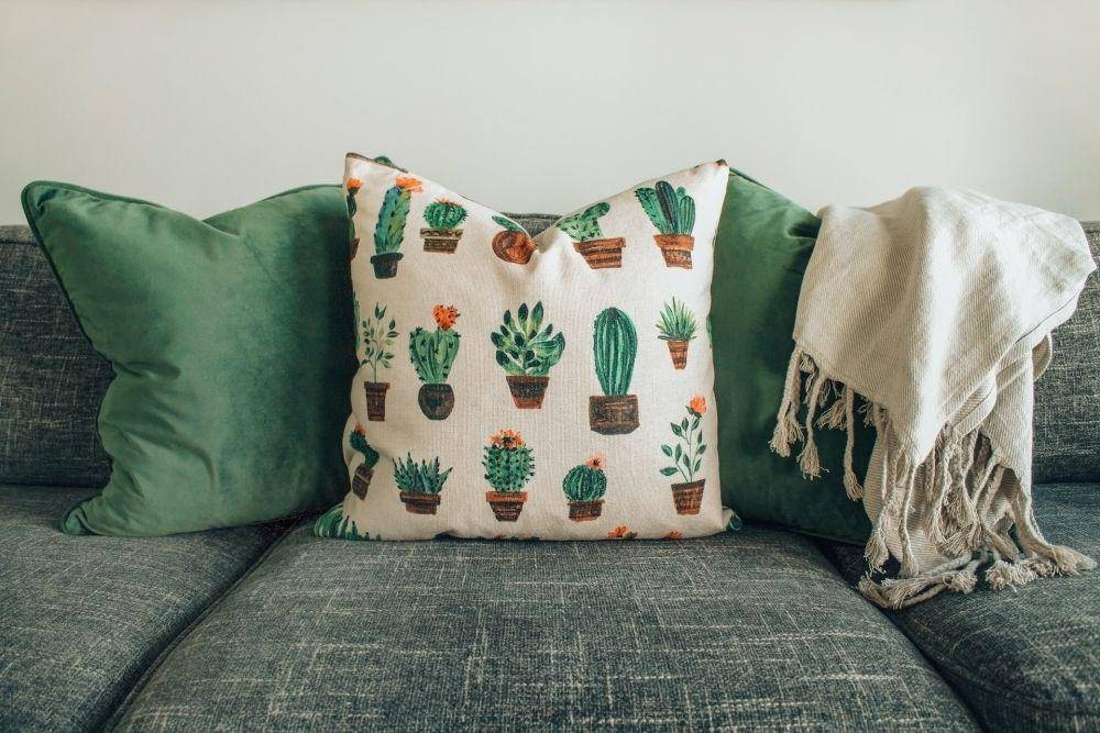 Ilustrasi bantal (unsplash.com/designecologist)