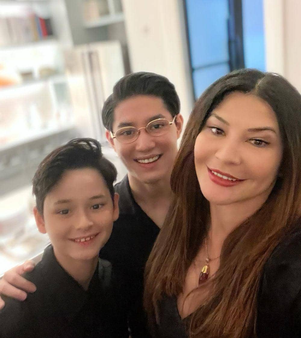 potret Tamara Blezynski dan dua putra (instagram.com/tamarablezynskiofficial)
