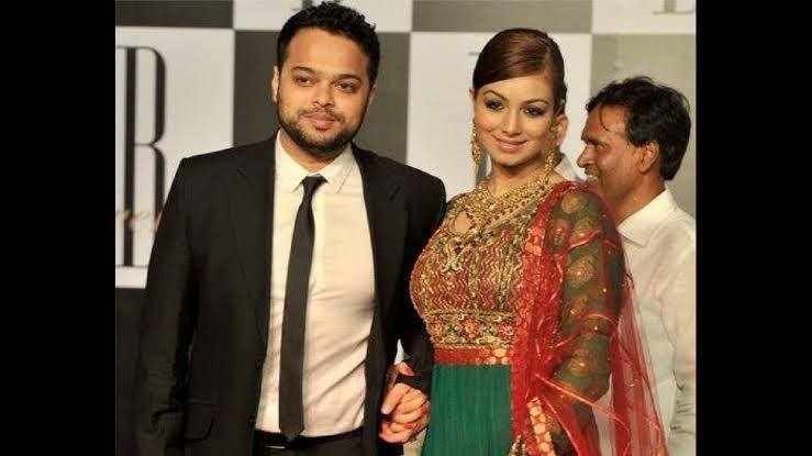 Ayesha Takia dan suami (firstpost.com)