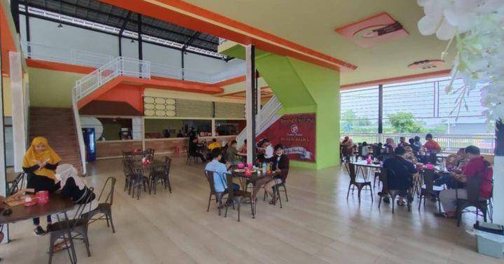 Rumah makan Bebek Rizky (Instagram/culinarymadura)