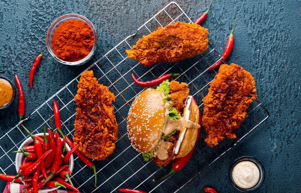 ilustrasi olahan nashville chicken (pexels.com/Murtada Mustafa)