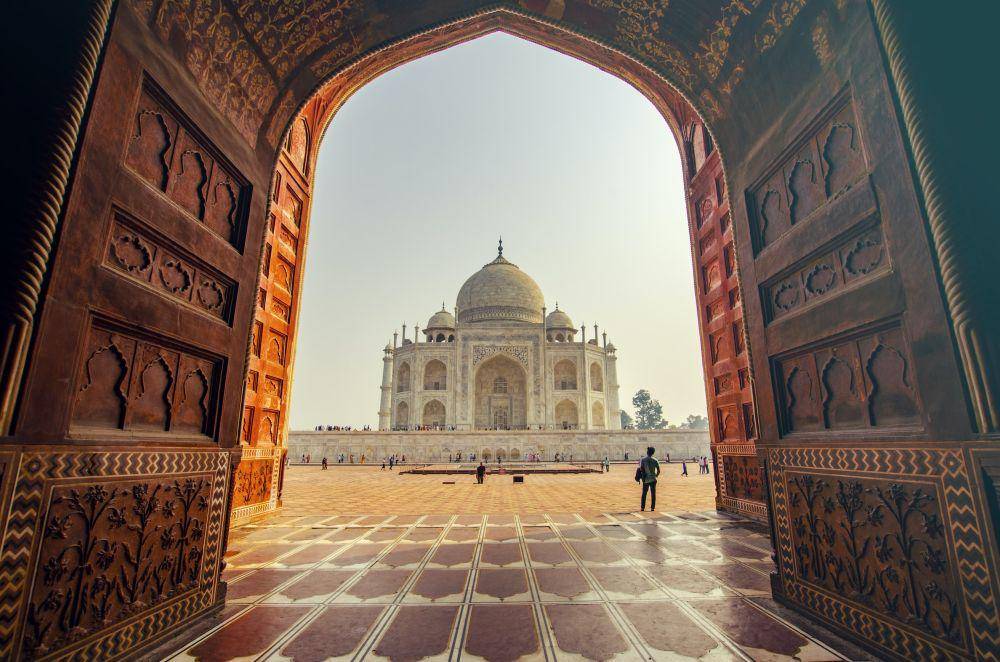 Taj Mahal India (unsplash.com/@sylwiabartyzel)