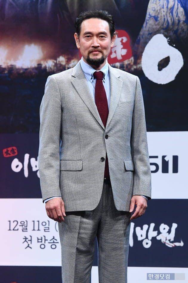 Kim Myung Soo (hankyung.com)