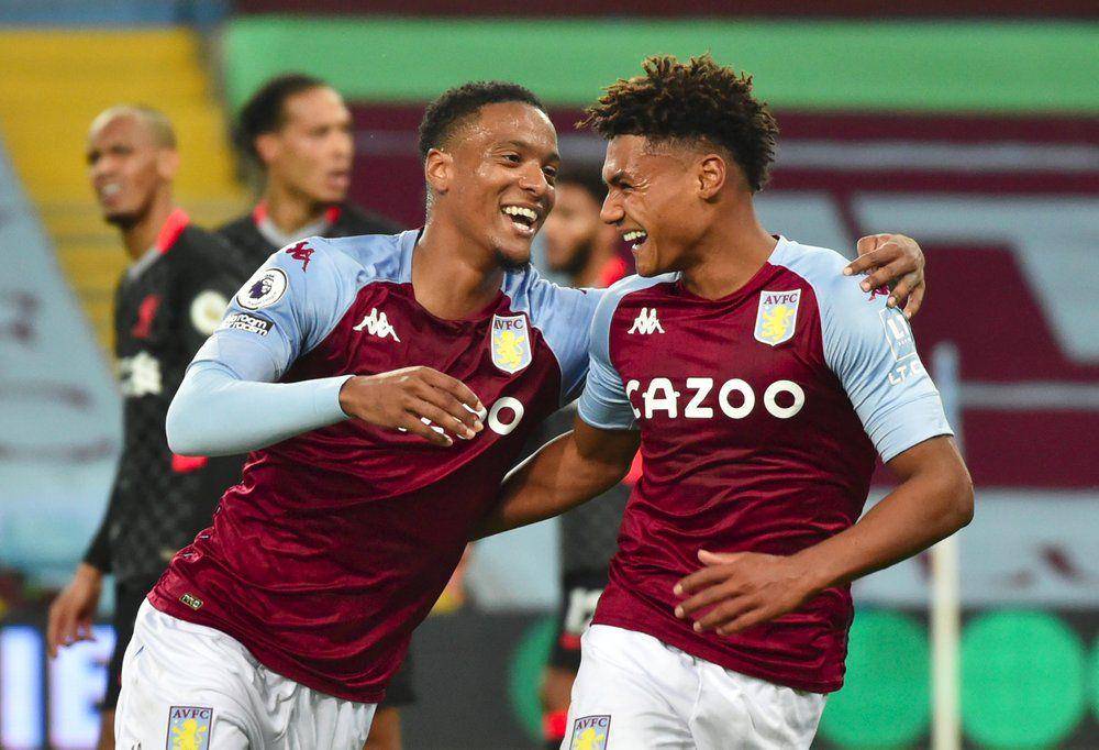 Para pemain Aston Villa merayakan gol ke gawang Liverpool di EPL 2020/2021. (premierleague.com)